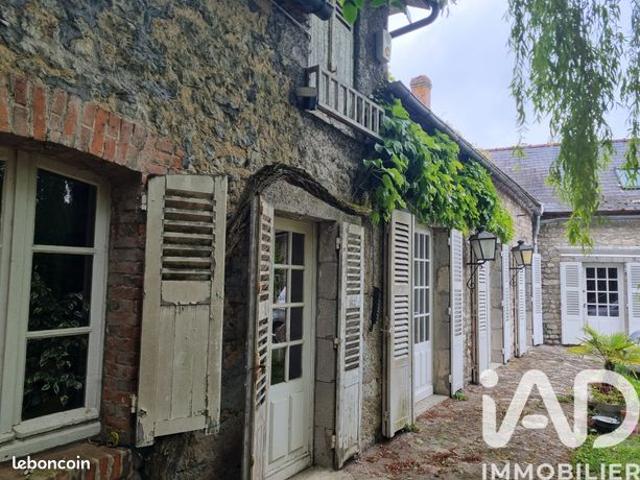 Maison 6 pièces 218 m²