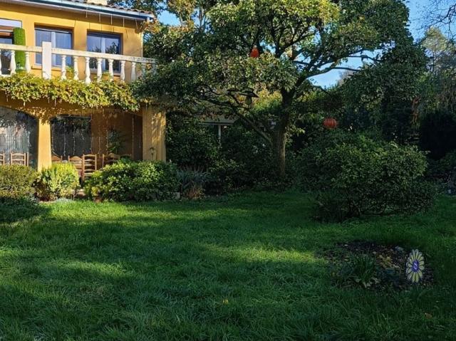 Maison 6 pièces 218 m²