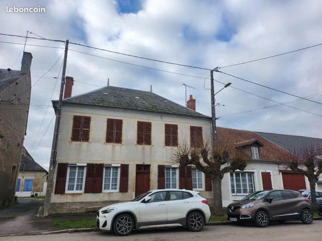 Maison 6 pièces 218 m²
