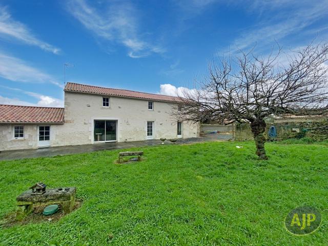 Maison 6 pièces 218 m²