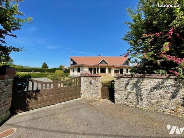 Maison 6 pièces 219 m²