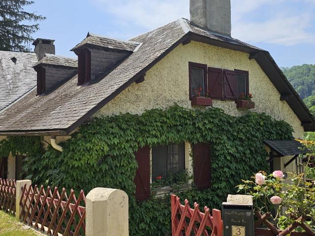 Maison 6 pièces 219 m²