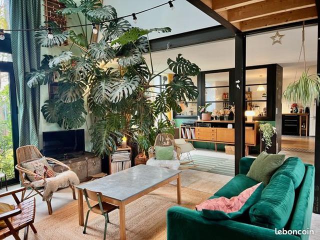 Maison 6 pièces 219 m²