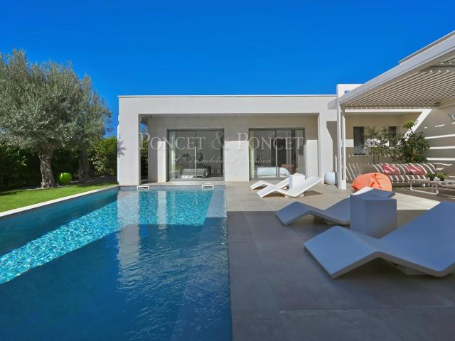 Maison 6 pièces 219 m²