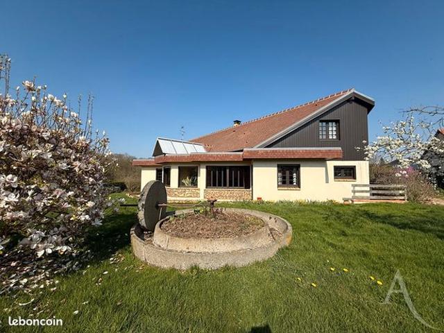 Maison 6 pièces 219 m²
