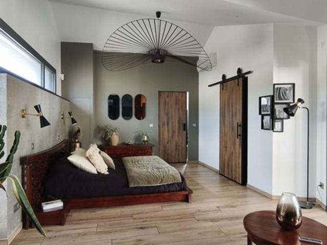 Maison 6 pièces 210 m²