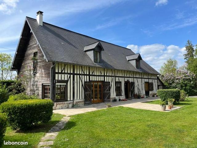 Maison 6 pièces 210 m²