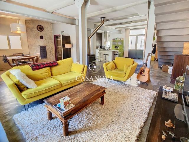 Maison 6 pièces 210 m²