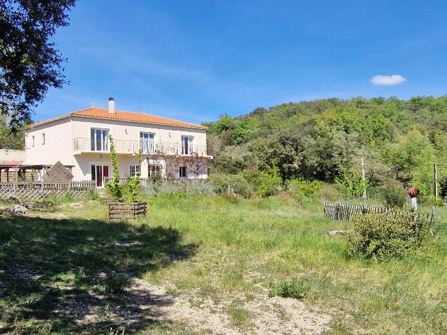 Maison 6 pièces 210 m²