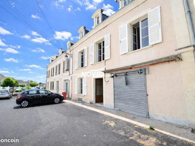 Maison 6 pièces 210 m²