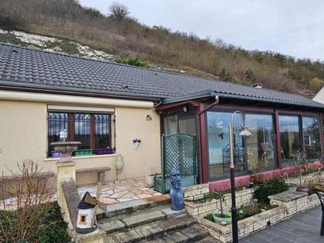 Maison 6 pièces 210 m²