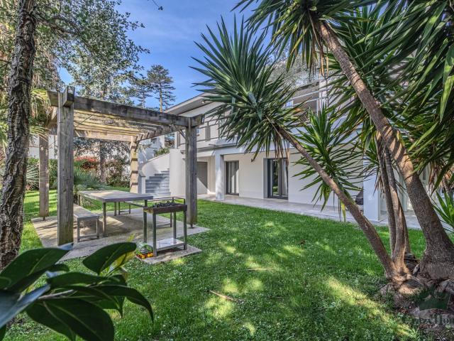 Maison 6 pièces 210 m²