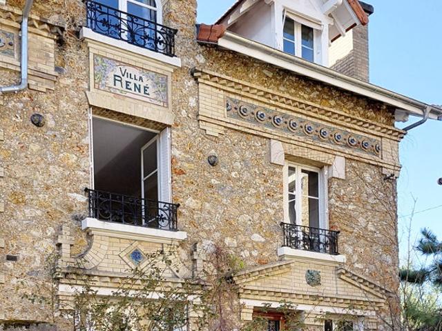 Maison 6 pièces 210 m²