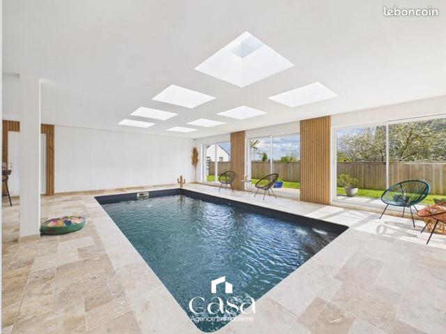 Maison 6 pièces 210 m²