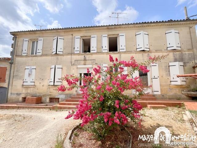 Maison 6 pièces 210 m²