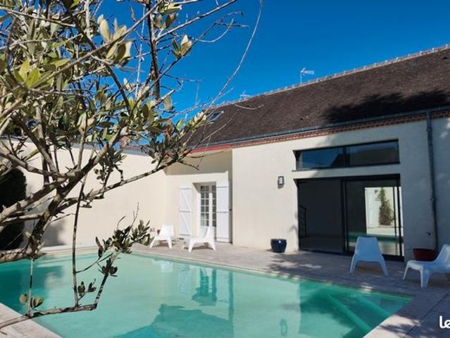 Maison 6 pièces 210 m²