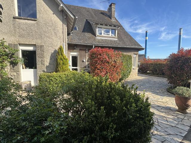 Maison 6 pièces 210 m²