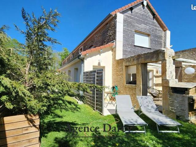 Maison 6 pièces 210 m²