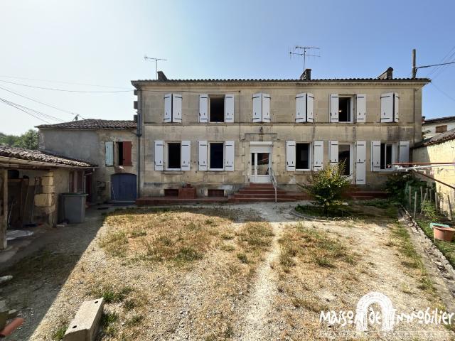 Maison 6 pièces 210 m²