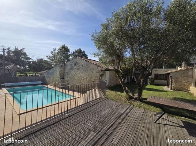 Maison 6 pièces 210 m²