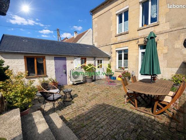Maison 6 pièces 210 m²