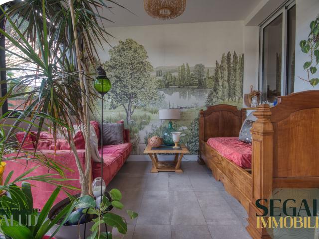Maison 6 pièces 210 m²