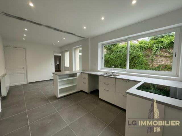 Maison 6 pièces 210 m²