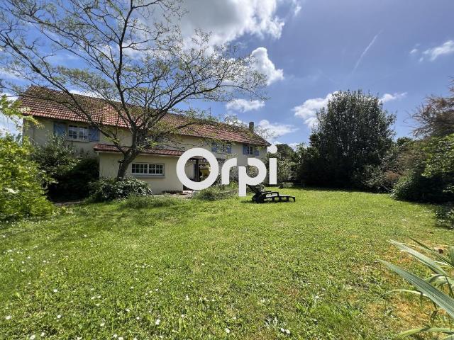 Maison 6 pièces 210 m²