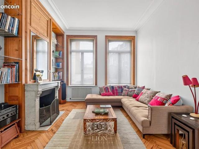 Maison 6 pièces 210 m²