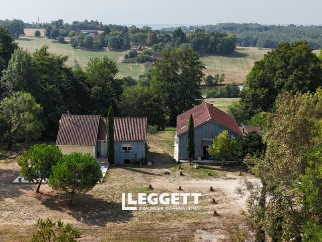 Maison 6 pièces 210 m²