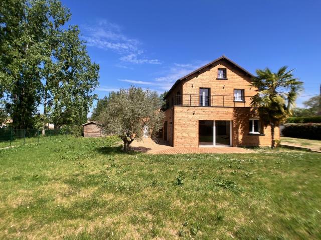Maison 6 pièces 210 m²