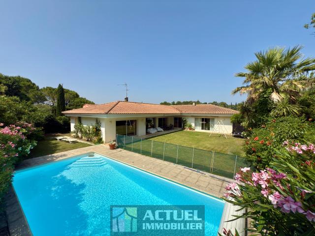 Maison 6 pièces 210 m²