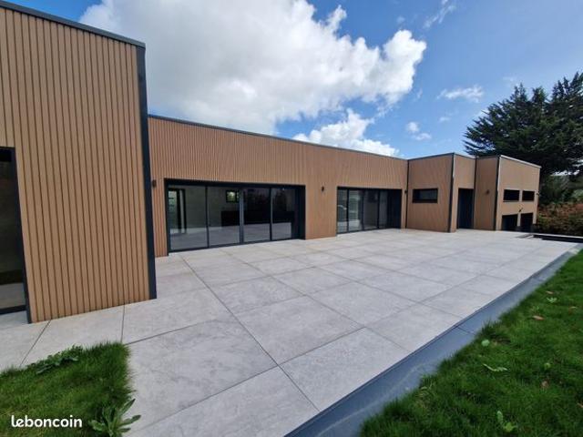 Maison 6 pièces 210 m²
