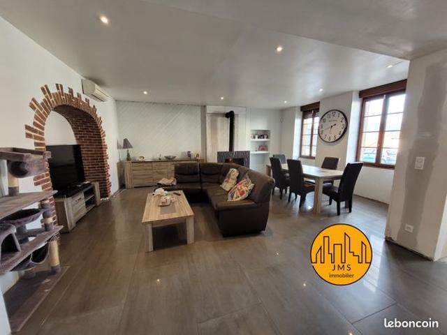 Maison 6 pièces 210 m²
