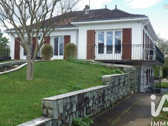 Maison 6 pièces 210 m²