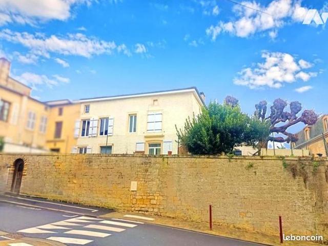 Maison 6 pièces 210 m²