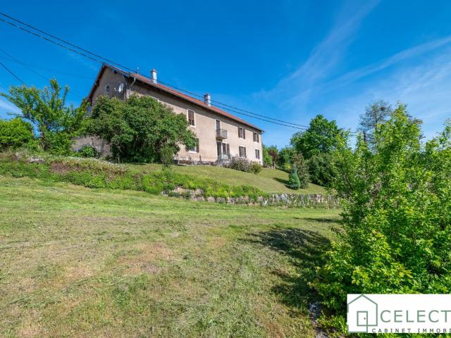 Maison 6 pièces 210 m²