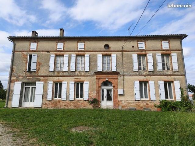 Maison 6 pièces 210 m²