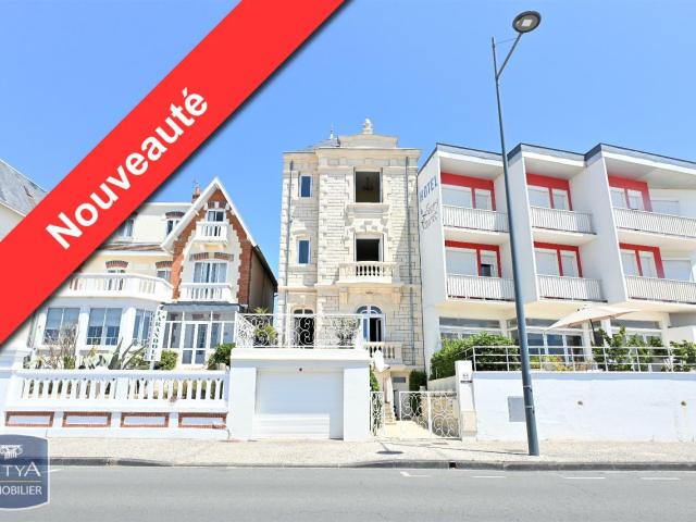 Maison 6 pièces 210 m²