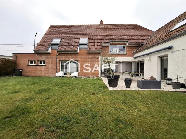 Maison 6 pièces 210 m²