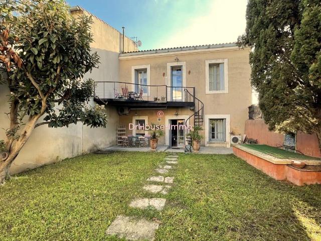 Maison 7 pièces 210 m²