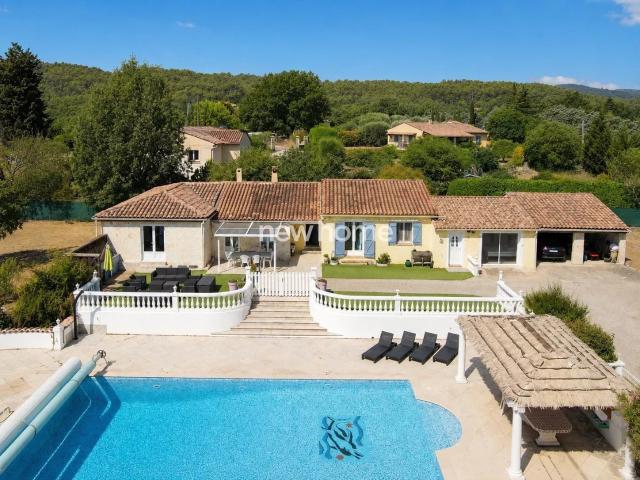 Maison 6 pièces 210 m²