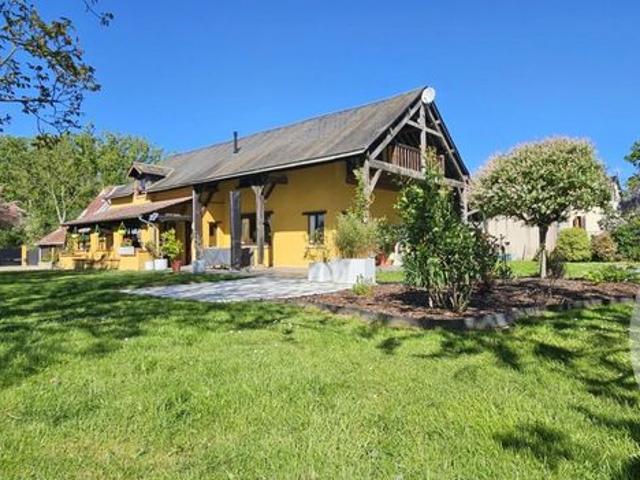 Maison 6 pièces 211 m²