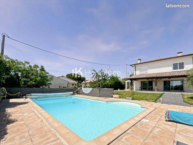Maison 6 pièces 210 m²