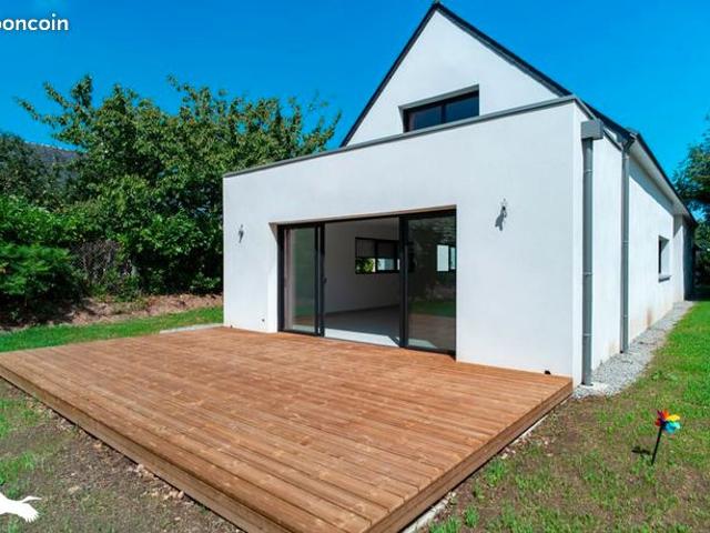 Maison 6 pièces 211 m²