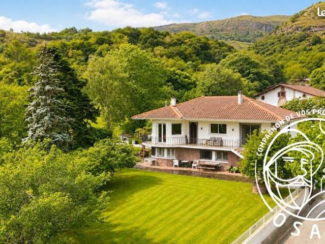 Maison 6 pièces 211 m²