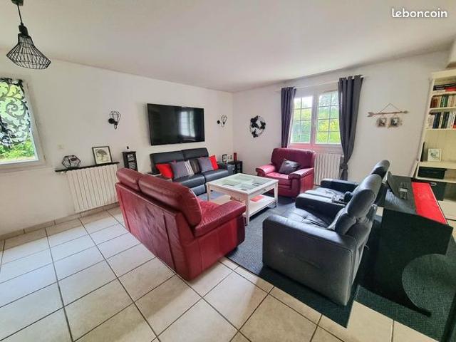 Maison 6 pièces 212 m²