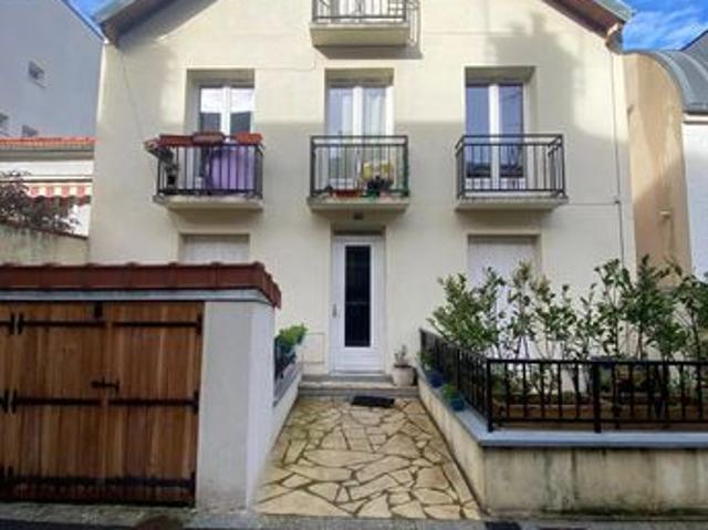 Maison 6 pièces 212 m²