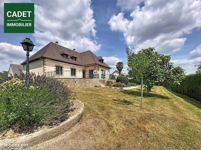 Maison 6 pièces 212 m²