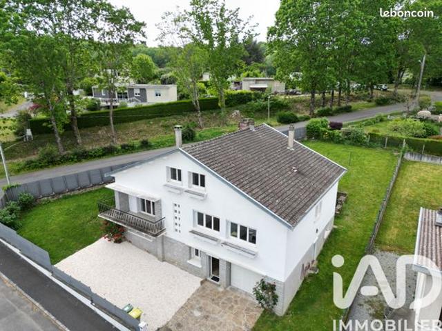 Maison 6 pièces 212 m²